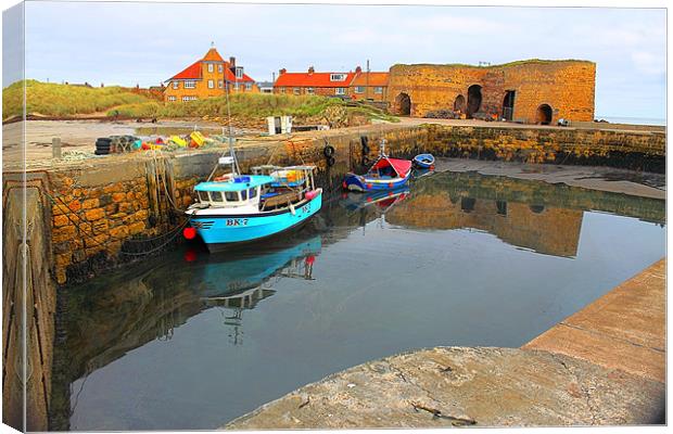 Beadnell Harbour Canvas Print by Ian Jeffrey