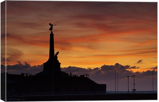 Sunset at Aberystwyth War Memorial Canvas Print by Izzy Standbridge