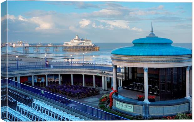  Eastbourne Bandstand Canvas Print by Tony Bates