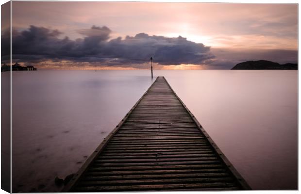 Llandudno sun rise Canvas Print by Tony Bates