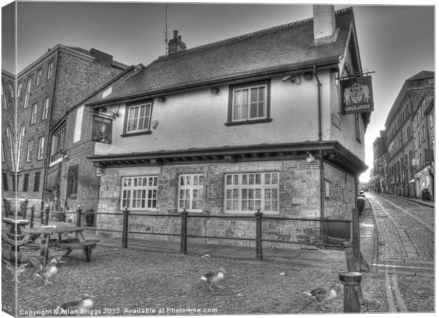 The King''s Arms York Canvas Print by Allan Briggs