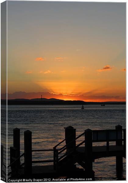 Silhouette Sunset Canvas Print by kelly Draper