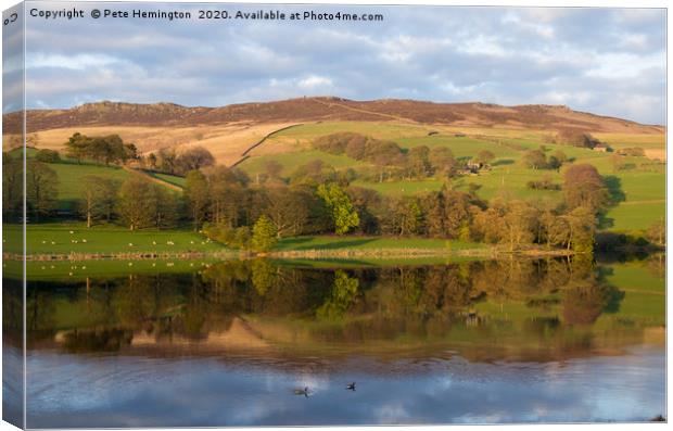 Ladybower, reflections and ripples Canvas Print by Pete Hemington