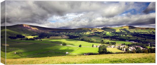 The Hope Valley Castleton Canvas Print by Darren Burroughs