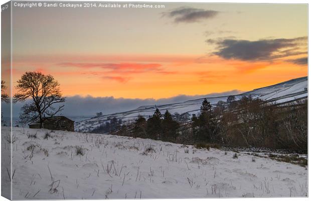 Sunrise On The Fells Canvas Print by Sandi-Cockayne ADPS