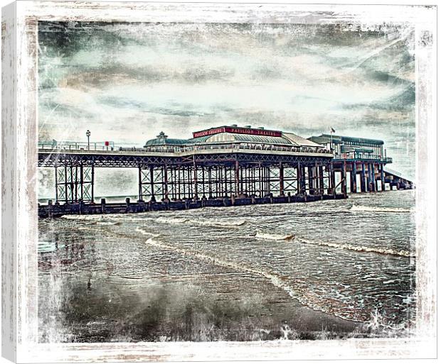 Cromer Pier. Canvas Print by Rosanna Zavanaiu