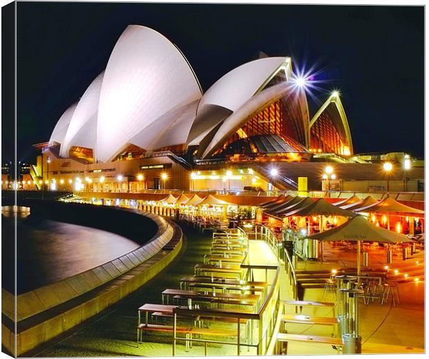 Sydney Opera House Canvas Print by peter tachauer