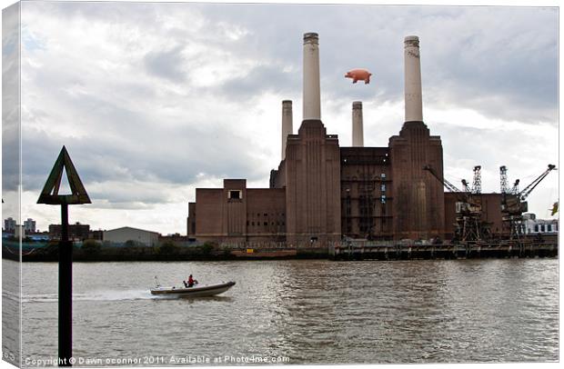 Pink Floyd's Pig, Battersea Canvas Print by Dawn O'Connor