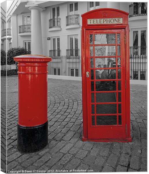 London's Iconic Couple Canvas Print by Dawn O'Connor