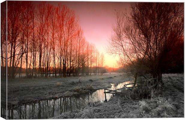 Sunrise On The Blackwater Canvas Print by Chris Manfield