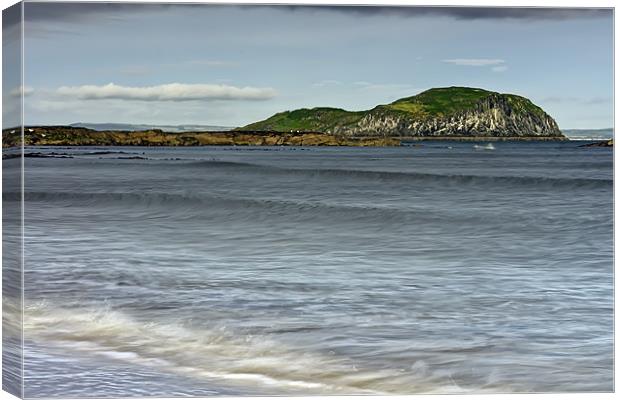 Rock of Leith Canvas Print by Sam Smith