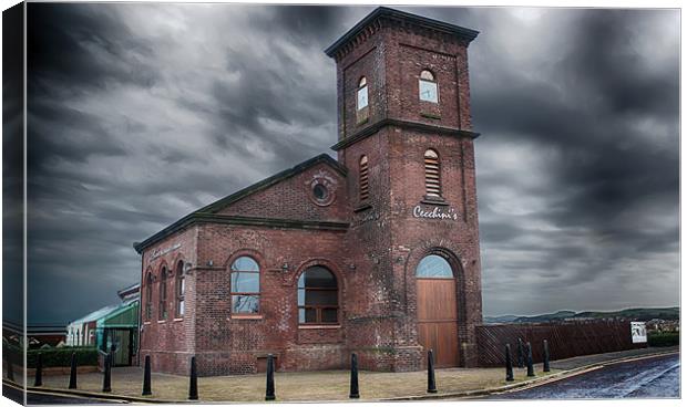 The old pump house Canvas Print by Sam Smith