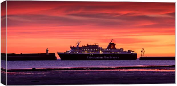 Sunset cruise Canvas Print by Sam Smith