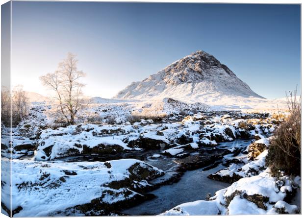 Buachaille in the snow Canvas Print by Sam Smith