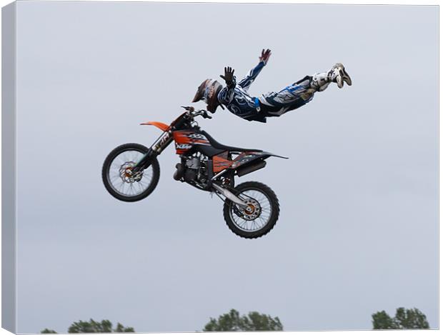 Freestyle stunt show Canvas Print by Sam Smith