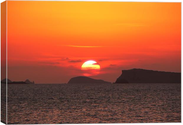 Ibiza sunset Canvas Print by Sam Smith