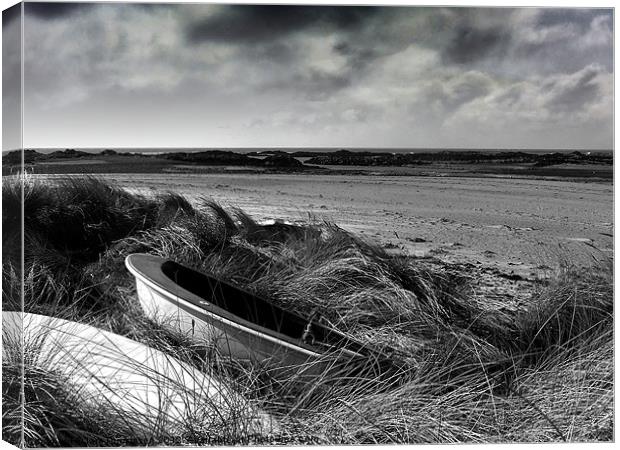 Boats in Dunes Canvas Print by Ian Tomkinson