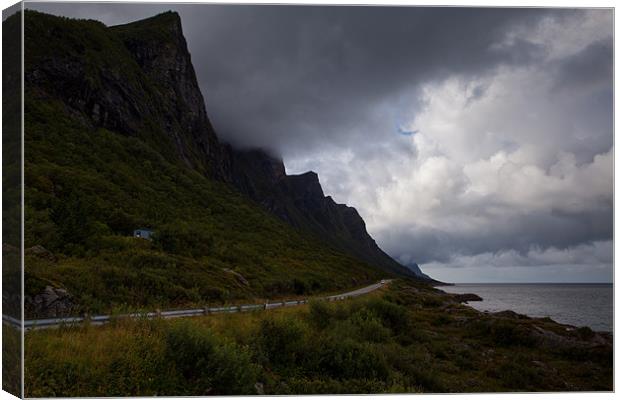 Coastal highway 17 Canvas Print by Thomas Schaeffer