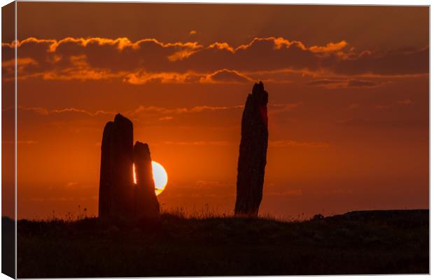 Sunset am Ring of Brodgar Canvas Print by Thomas Schaeffer