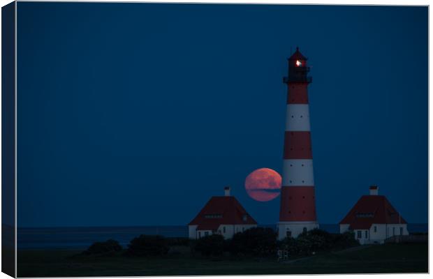 Moonset @ Westerhever Canvas Print by Thomas Schaeffer