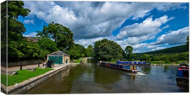 Kennet and Avon Canal at Dundas Aqueduct Canvas Print by Joyce Storey