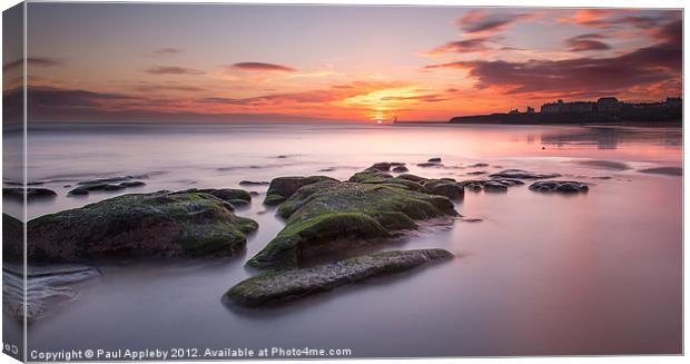 Long Sands Tynemouth Canvas Print by Paul Appleby