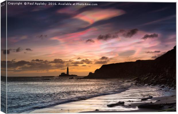 IRIDESCENT CLOUDS OVER ST. MARY'S LIGHTHOUSE.  Canvas Print by Paul Appleby