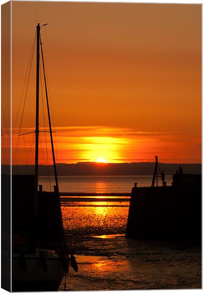 Musselburgh Harbour Sunset Canvas Print by Keith Thorburn EFIAP/b