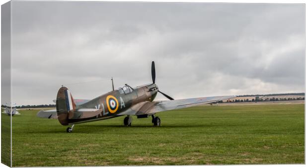 Spitfire Mk1a X4650 KL-A Canvas Print by J Biggadike