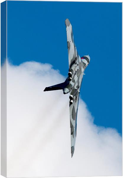 XH558 Vertical  Canvas Print by J Biggadike