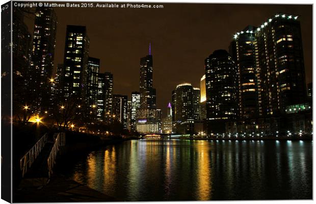  Chicago river reflections Canvas Print by Matthew Bates