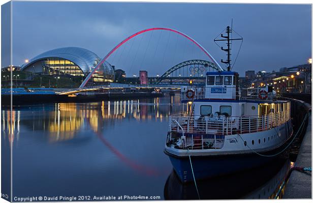 Newcastle Quayside at Night Canvas Print by David Pringle