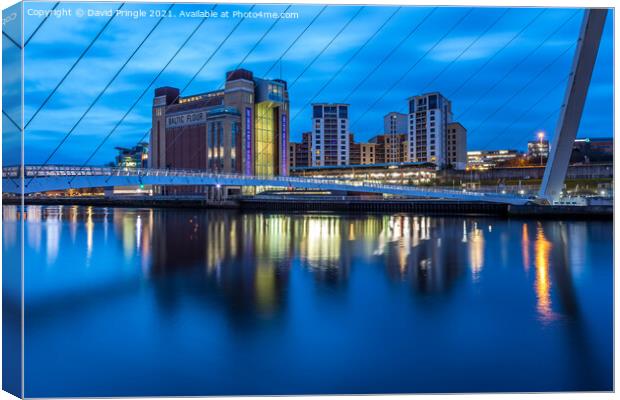 BALTIC & Gateshead Millennium Bridge Canvas Print by David Pringle