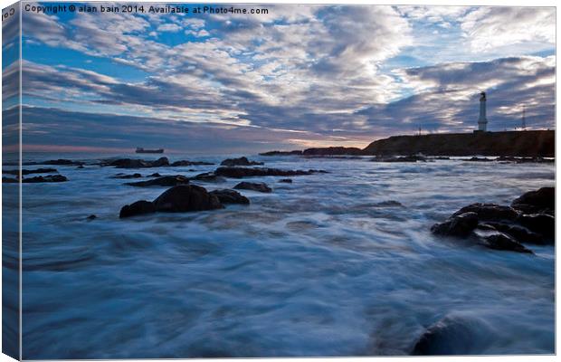 Girdle Ness lighthouse, Aberdeen Canvas Print by alan bain