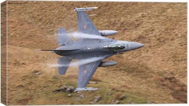 Belgian air force F16 Canvas Print by Rory Trappe