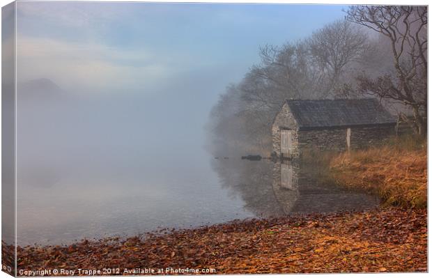 Llyn Dinas boat house in the mist Canvas Print by Rory Trappe