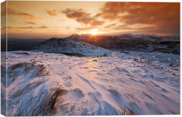 Snowdonia sunset Canvas Print by Rory Trappe