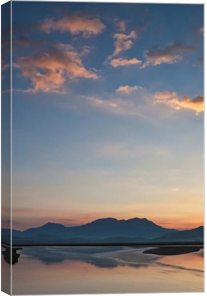  Sunrise at Ynys Canvas Print by Rory Trappe