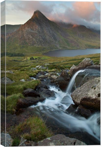 Tryfan Canvas Print by Rory Trappe