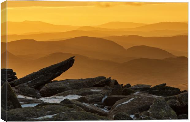 View from Glyder Fach Canvas Print by Rory Trappe