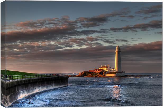 St Marys Lighthouse at Sunset Canvas Print by Kevin Tate