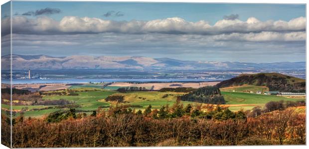 Over the Forth to Fife Canvas Print by Tom Gomez