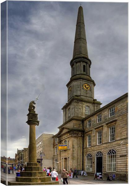 Mercat Cross and Guildhall Canvas Print by Tom Gomez