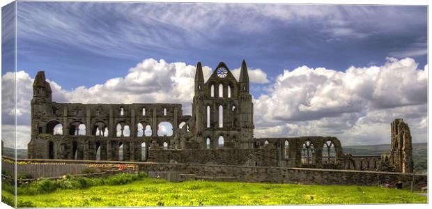 Whitby Abbey Ruin Canvas Print by Tom Gomez