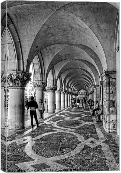 Doge's Palace Colannade - B&W Canvas Print by Tom Gomez