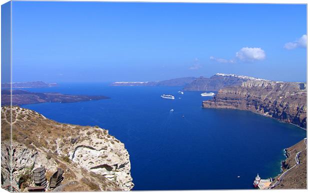 Santorini Caldera from near Akrotiri Canvas Print by Tom Gomez