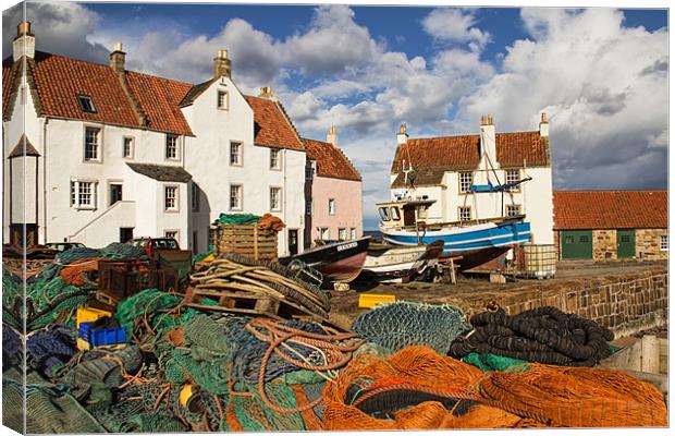 Pittenweem Harbour Canvas Print by Lynne Morris (Lswpp)