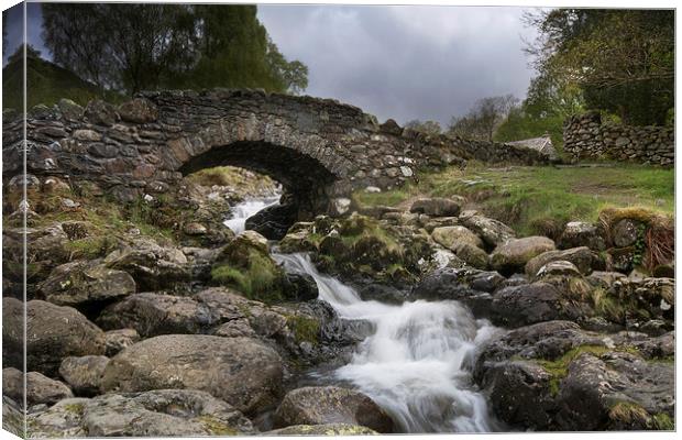  Ashness Bridge Lake District Canvas Print by Eddie John