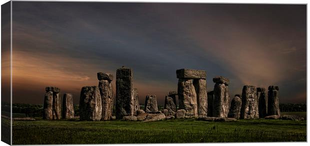 Stonehenge Canvas Print by Eddie John