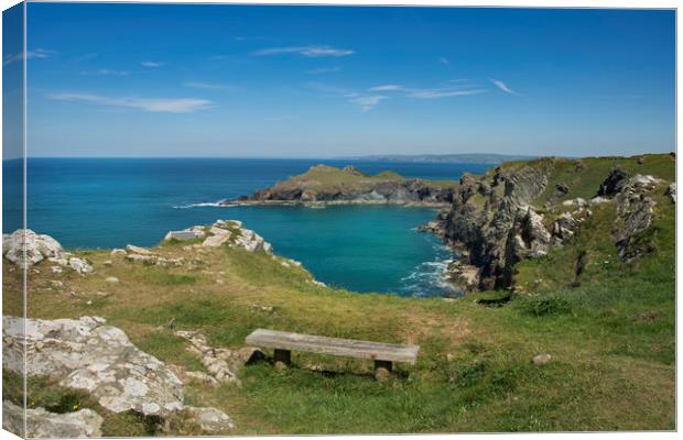 Pentire point and the rumps on the north Cormwall  Canvas Print by Eddie John